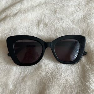 Diff Eyewear Casey Holmes Raven Cat Eye Sunglasses